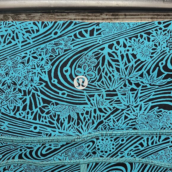 Lululemon Womens In Movement Crop Everlux 19" Kitakami Spirit Green Black size 8 - Picture 4 of 7